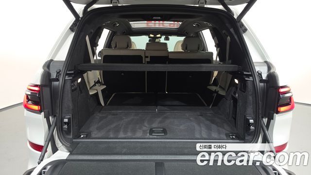 BMW X7 (G07) xDrive 40i M Sport 7STR 2025 — фото 23