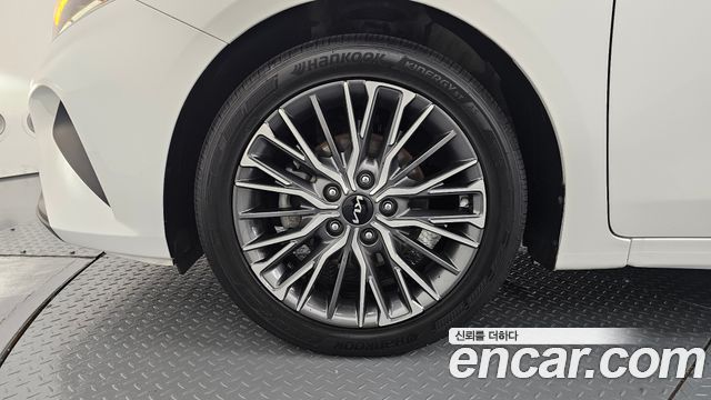 Kia K3 (II) 1.6 Prestige 2022 — фото 5