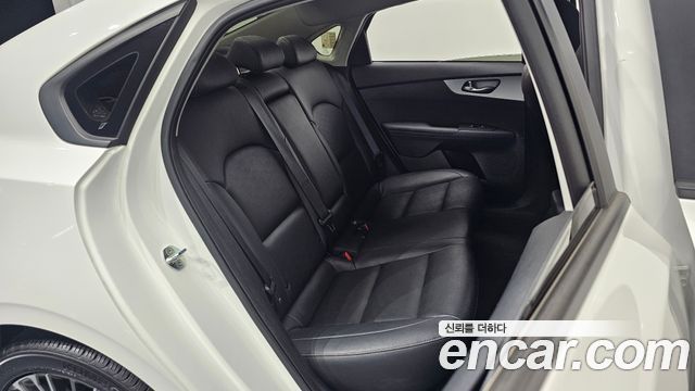 Kia K3 (II) 1.6 Prestige 2022 — фото 11