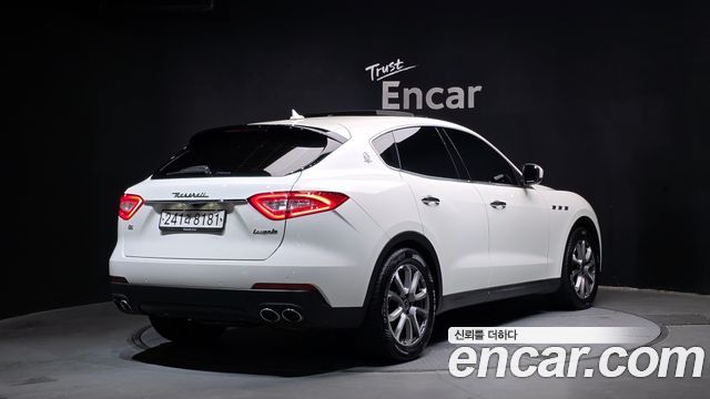 Maserati Levante 3.0 Diesel AWD 2020 — фото 2