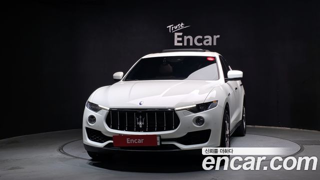 Maserati Levante 3.0 Diesel AWD 2020 — фото 3