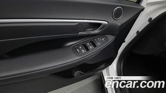 Hyundai Sonata The Edge (DN8) 2.0 Premium 2025 — фото 18