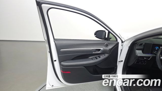 Hyundai Sonata The Edge (DN8) 2.0 Premium 2025 — фото 24