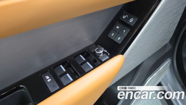 Land Rover Range Rover Velar 3.0 D300 R-Dynamic HSE 2020 — фото 14