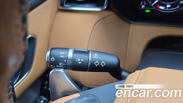Land Rover Range Rover Velar 3.0 D300 R-Dynamic HSE 2020 — фото 16