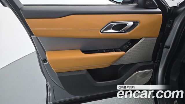 Land Rover Range Rover Velar 3.0 D300 R-Dynamic HSE 2020 — фото 24