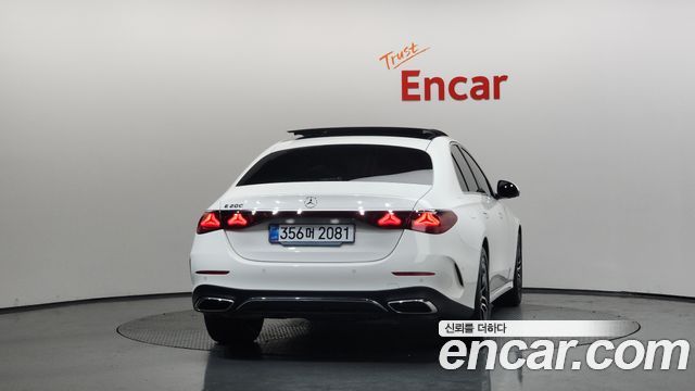 Mercedes-Benz E-Class (W214) E200 AMG Line 2026 — фото 4
