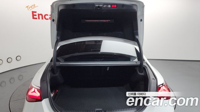 Mercedes-Benz E-Class (W214) E200 AMG Line 2026 — фото 19