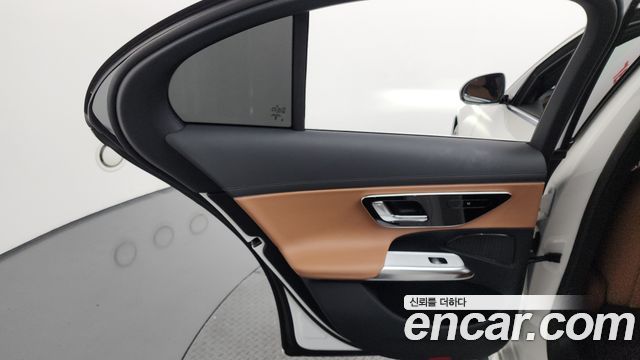 Mercedes-Benz E-Class (W214) E200 AMG Line 2026 — фото 25