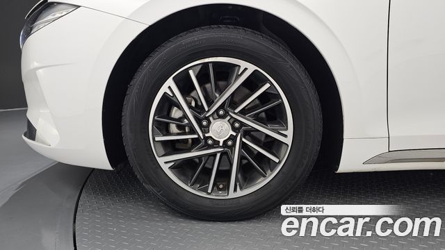 Hyundai Grandeur (IG) 2.5 Premium 2023 — фото 5