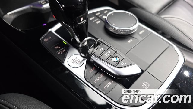 BMW 1 Series (F40) 120i Advantage 2022 — фото 28