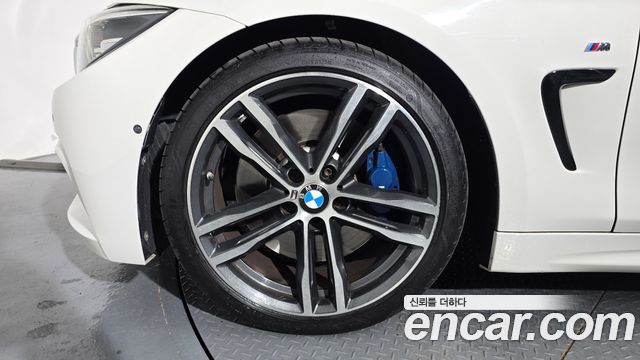 BMW 4 Series (F32) 430i M Sport Coupe 2019 — фото 5