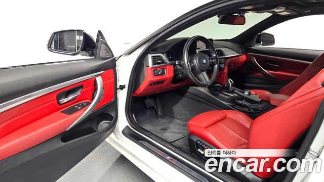 BMW 4 Series (F32) 430i M Sport Coupe 2019 — фото 10