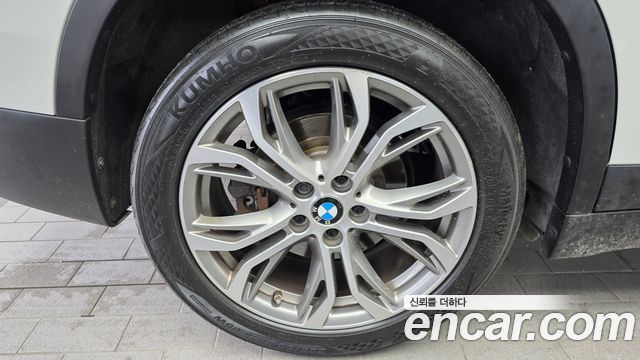 BMW X1 (F48) xDrive 20d 2016 — фото 5