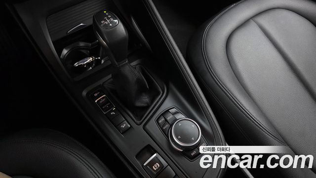 BMW X1 (F48) xDrive 20d 2016 — фото 9