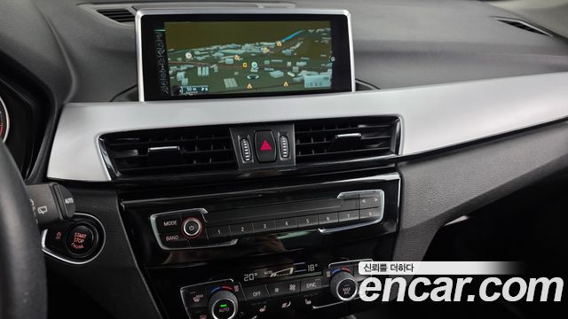 BMW X1 (F48) xDrive 20d 2016 — фото 13