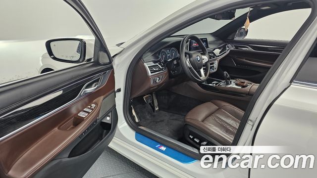 BMW 7 Series (G11) 740e iPerformance M Sport 2019 — фото 10