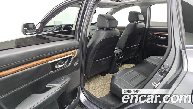 Honda CR-V (V) 1.5 Touring 4WD 2019 — фото 15