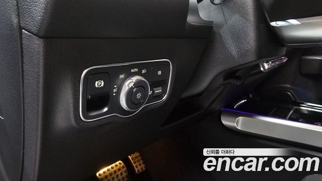 Mercedes-Benz GLB-Class (X247) GLB250 4MATIC 2023 — фото 33