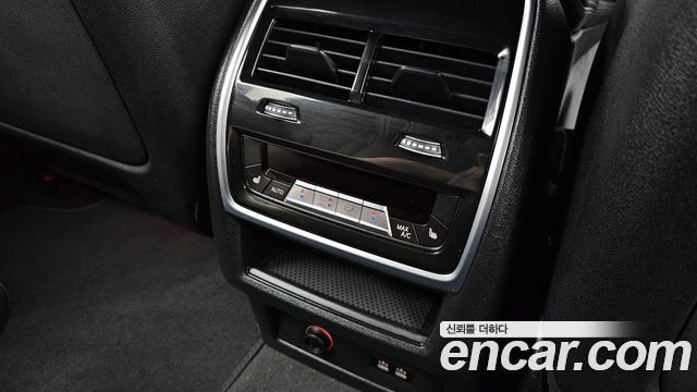 BMW X7 (G07) xDrive 40i M Sport 7STR 2025 — фото 19