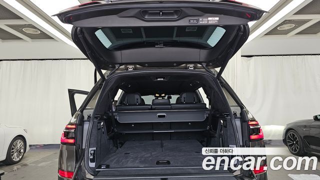 BMW X7 (G07) xDrive 40i M Sport 7STR 2025 — фото 20