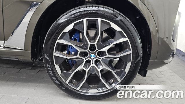 BMW X7 (G07) xDrive 40i M Sport 7STR 2025 — фото 21