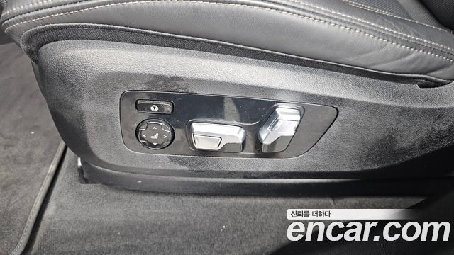BMW X7 (G07) xDrive 40i M Sport 7STR 2025 — фото 31