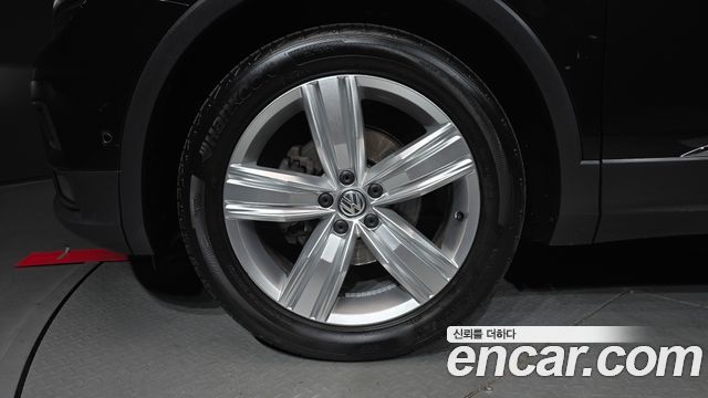 Volkswagen Tiguan (II) 2.0 TDI 4Motion Prestige 2020 — фото 5