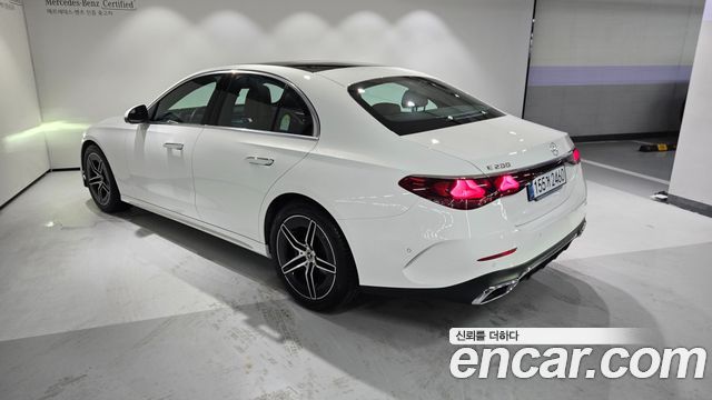 Mercedes-Benz E-Class (W214) E200 AMG Line 2026 — фото 3