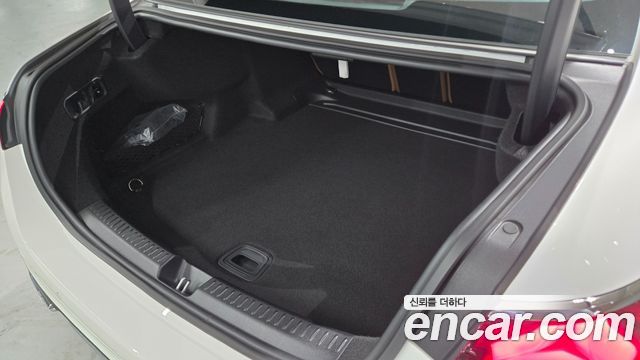 Mercedes-Benz E-Class (W214) E200 AMG Line 2026 — фото 10