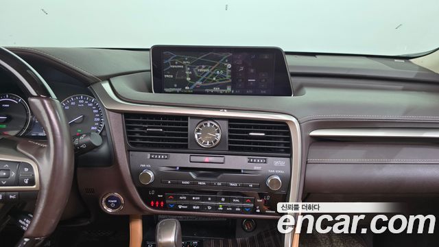 Lexus RX450h (IV) Executive 2018 — фото 13