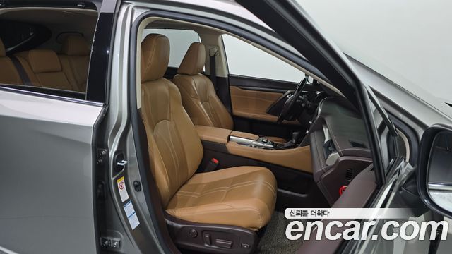 Lexus RX450h (IV) Executive 2018 — фото 26