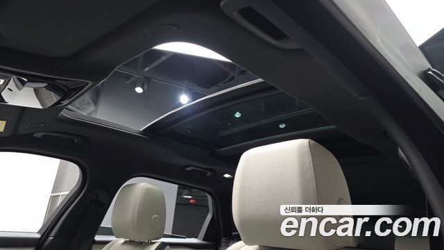 Land Rover Range Rover Velar 2.0 P250 R-Dynamic SE 2023 — фото 19