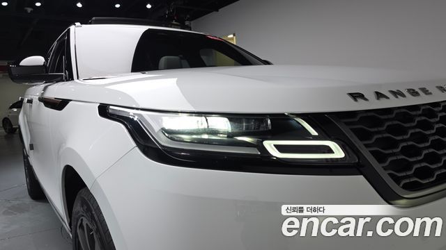 Land Rover Range Rover Velar 2.0 P250 R-Dynamic SE 2023 — фото 28