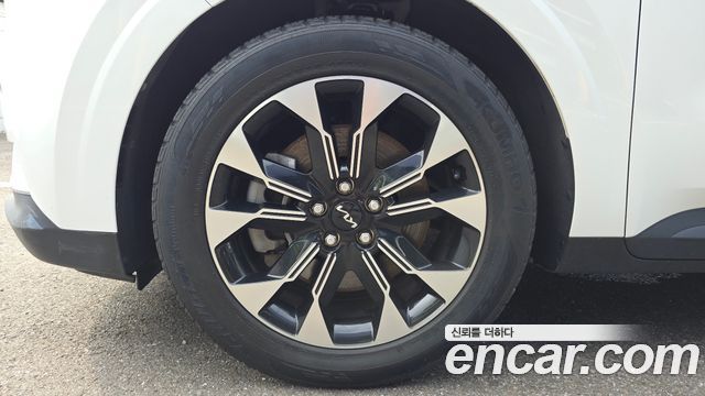 Kia Carnival (IV) Gasoline 9-Seater Prestige 2023 — фото 5