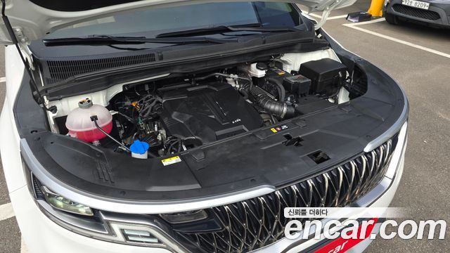 Kia Carnival (IV) Gasoline 9-Seater Prestige 2023 — фото 6