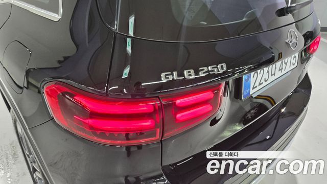 Mercedes-Benz GLB-Class (X247) GLB250 4MATIC 2026 — фото 17