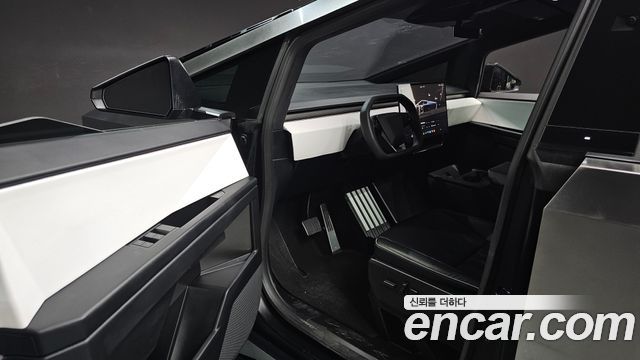 Tesla Cybertruck AWD 2024 — фото 10