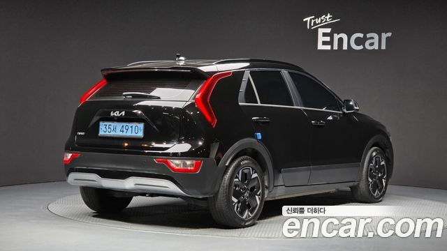 Kia Niro EV Air 2024 — фото 2