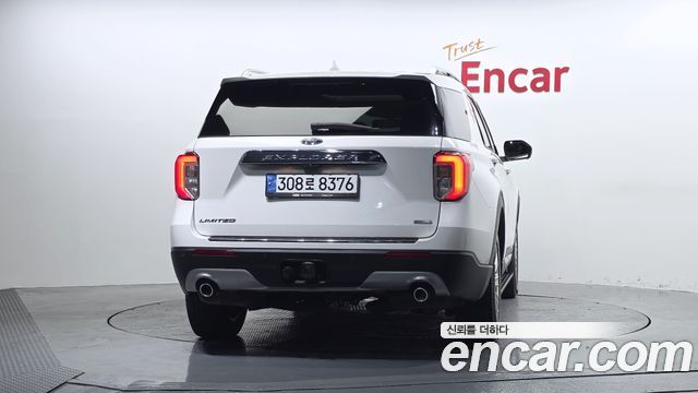 Ford Explorer (VI) 2.3 LimIted 4WD 2020 — фото 4