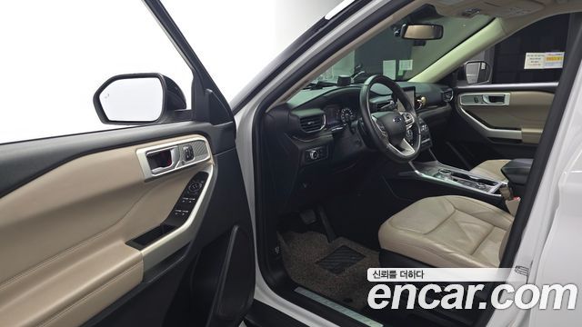 Ford Explorer (VI) 2.3 LimIted 4WD 2020 — фото 10
