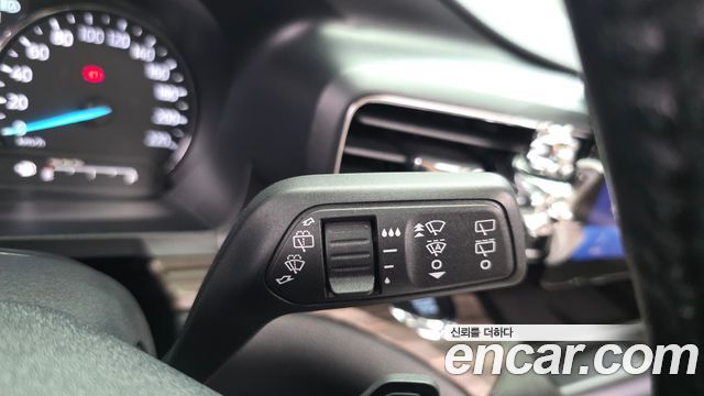 Ford Explorer (VI) 2.3 LimIted 4WD 2020 — фото 18