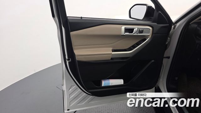 Ford Explorer (VI) 2.3 LimIted 4WD 2020 — фото 24