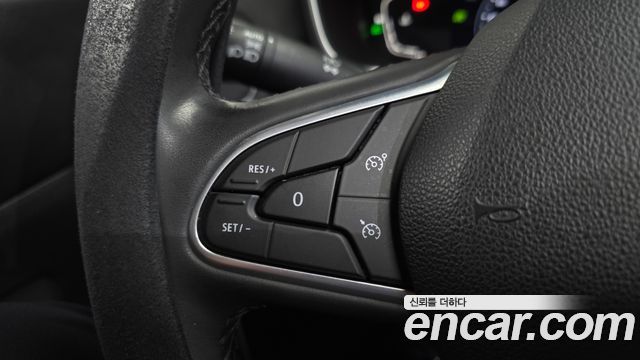 Renault Korea SM6 1.3 TCe SE Plus 2021 — фото 15