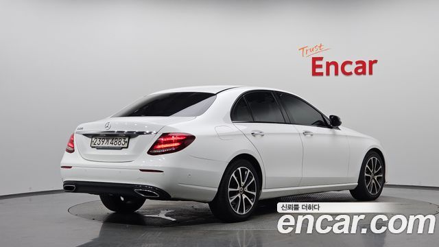 Mercedes-Benz E-Class (W213) E250 Avantgarde 2020 — фото 2