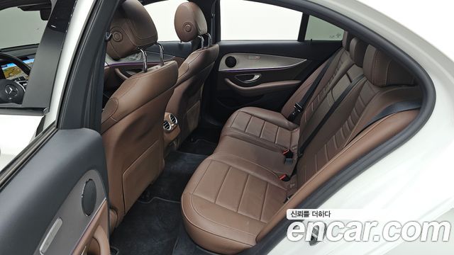 Mercedes-Benz E-Class (W213) E250 Avantgarde 2020 — фото 11