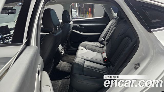Hyundai Sonata The Edge (DN8) 2.0 Premium 2024 — фото 12