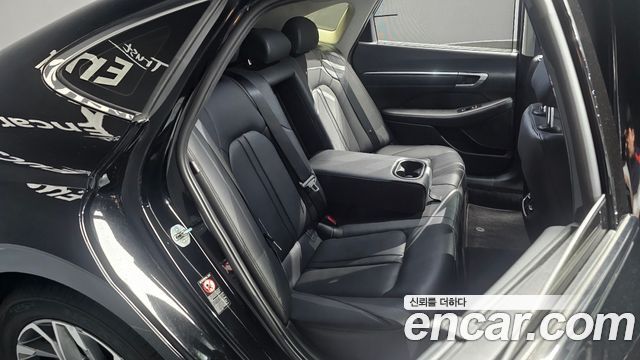 Hyundai Sonata (DN8) 2.0 Premium Plus 2022 — фото 11