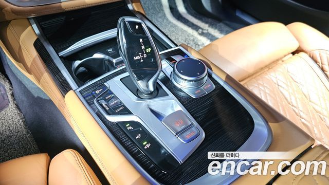 BMW 7 Series (G11) 730Ld xDrive M Sport 2020 — фото 9