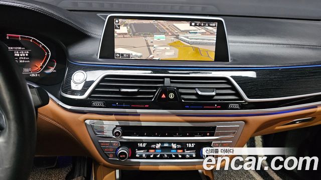 BMW 7 Series (G11) 730Ld xDrive M Sport 2020 — фото 14